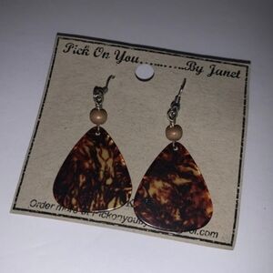 💎 Guitar Pick earrings - Fender picks 💎